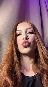 HoneyWeebsss online show from 30, 4, 2026