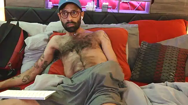 LilBrownPKB online show from 19, 12, 2025