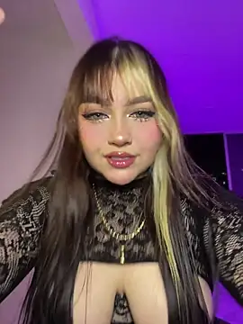 Snapshot of Daniela_ruizz chatting on 10, 6, 2026 Daniela ruizz online show from 10, 6, 2026