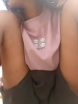 nehakapoor89 online show from 16, 12, 2025