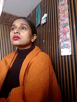 nehakapoor89 online show from 2, 2, 2026