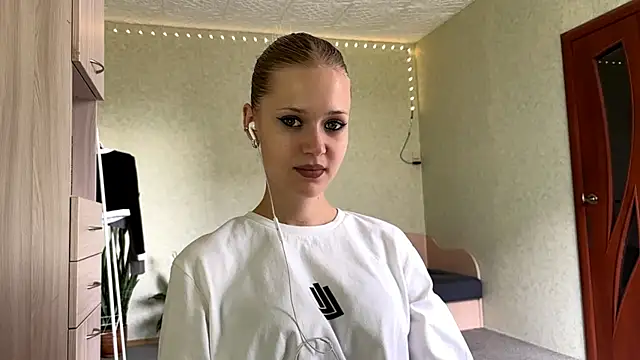 ZaidaSchwarten online show from 4, 7, 2026