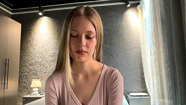 ZaidaSchwarten online show from 21, 7, 2026