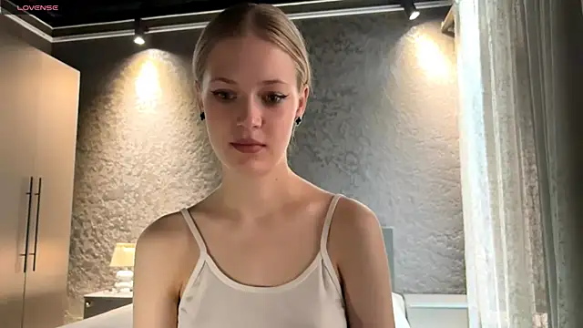 ZaidaSchwarten online show from 20, 7, 2026