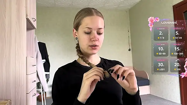 ZaidaSchwarten online show from 17, 6, 2026