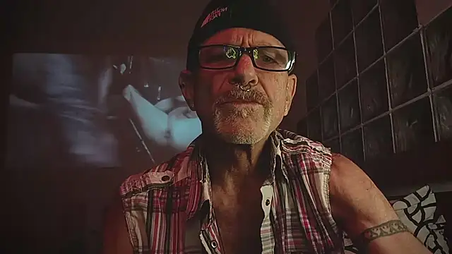 4skinlvrI online show from 17, 1, 2026