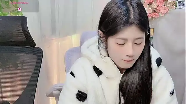 Yvonne-07 online show from 14, 1, 2026