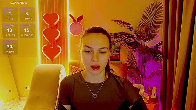 MaxinCarroll online show from 16, 2, 2026