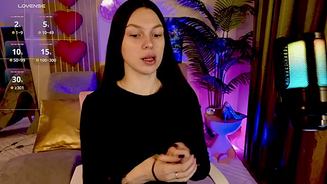 MaxinCarroll online show from 27, 4, 2026