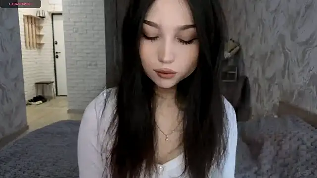 Qwami Amie online show from 20, 5, 2026