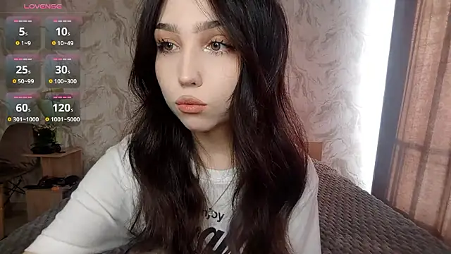 Qwami Amie online show from 27, 3, 2026