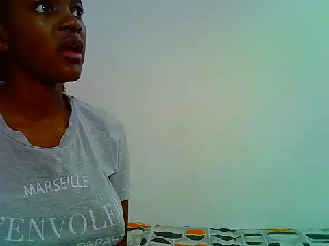 Snapshot of PetiteDoll_06 chatting on 7, 5, 2026 PetiteDoll 06 online show from 7, 5, 2026