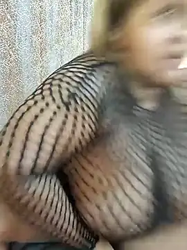 ChoklitBerryXX online show from 19, 1, 2026