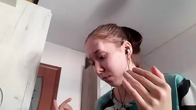 Annette meow1 online show from 10, 3, 2026