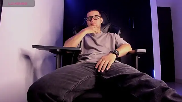 Liam Mateo online show from 21, 3, 2026