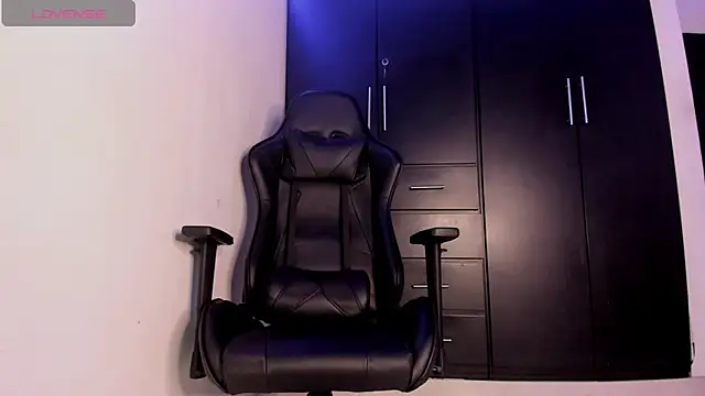 Liam Mateo online show from 22, 4, 2026