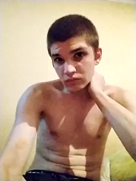 Snapshot of BradPierce chatting on 20, 5, 2026 BradPierce online show from 20, 5, 2026