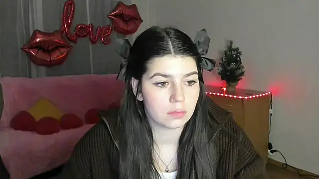 KisaModel online show from 16, 2, 2026