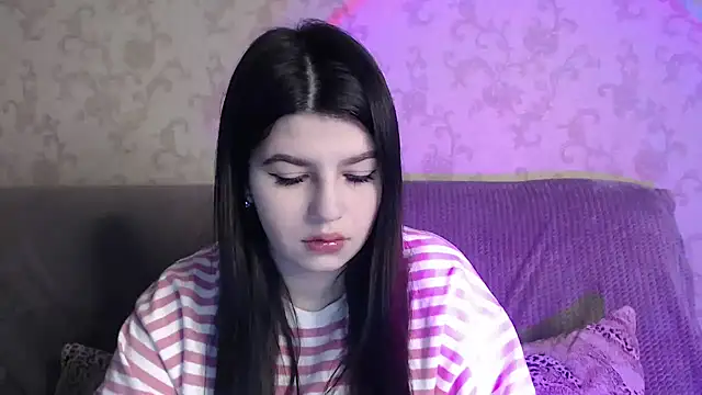 KisaModel online show from 24, 3, 2026