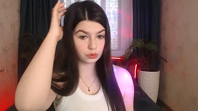 KisaModel online show from 25, 3, 2026