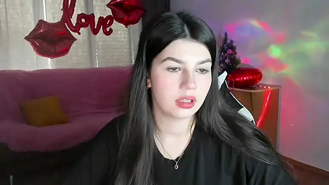 KisaModel online show from 29, 3, 2026