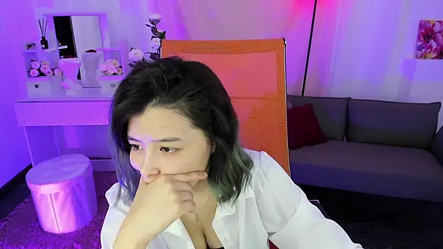 Snapshot of SirenMystiq chatting on 19, 5, 2026 SirenMystiq online show from 19, 5, 2026