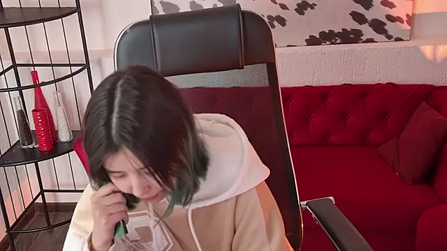 SirenMystiq online show from 6, 4, 2026