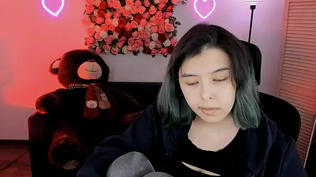 SirenMystiq online show from 19, 4, 2026