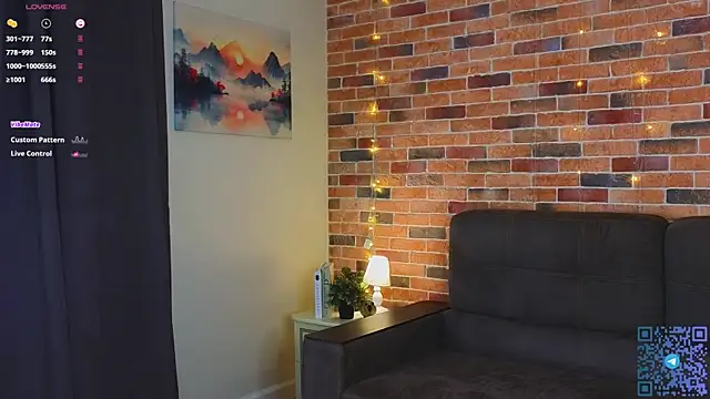 VelvetZephra online show from 8, 4, 2026