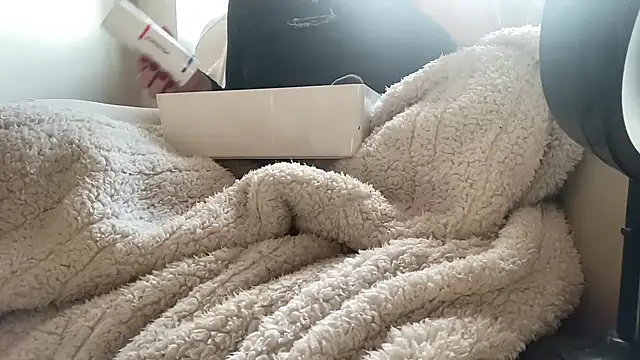 ijustturned18today online show from 18, 1, 2026