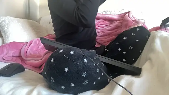 ijustturned18today online show from 14, 2, 2026