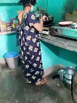 Cuple masti72 online show from 19, 5, 2026