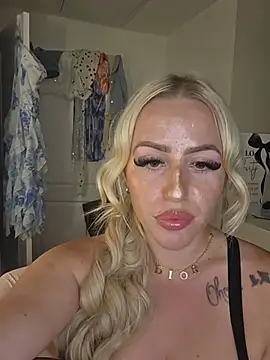Bellareenaaa online show from 28, 7, 2026