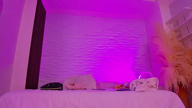 AriadnaLoren online show from 16, 3, 2026