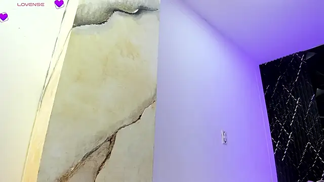 AriadnaLoren online show from 17, 4, 2026