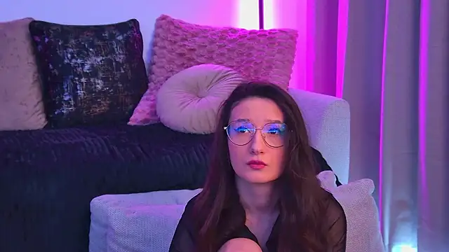 TheaMalekoo online show from 8, 3, 2026