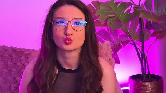 TheaMalekoo online show from 30, 3, 2026