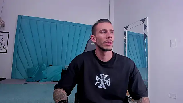 J king   online show from 24, 3, 2026