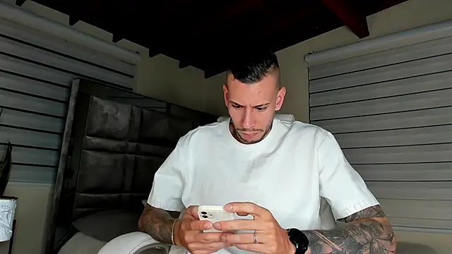 Snapshot of J_king__ chatting on 24, 5, 2026 J king online show from 24, 5, 2026