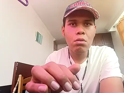 alexanderbaron26 online show from 7, 2, 2026