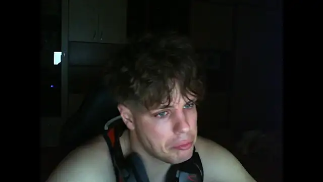 GymGuy0505 online show from 16, 12, 2025