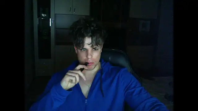 GymGuy0505 online show from 17, 4, 2026