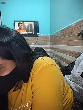 xoupleaura online show from 15, 1, 2026