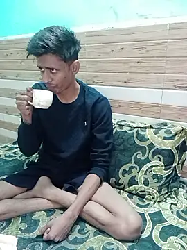 xoupleaura online show from 5, 1, 2026