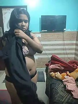 xoupleaura online show from 9, 1, 2026