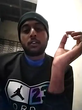 Snapshot of Mohandkim chatting on 21, 5, 2026 Mohandkim online show from 21, 5, 2026