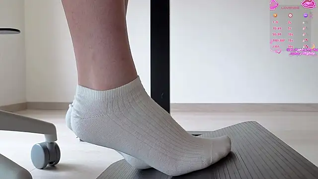 Feetbeth online show from 15, 4, 2026