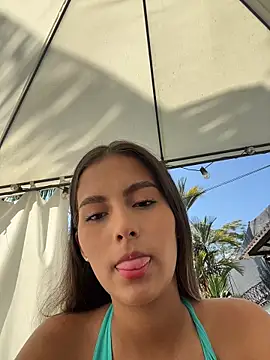 Valeria-escobar online show from 7, 1, 2026