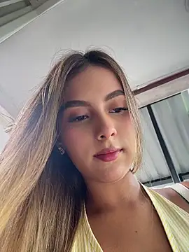 Snapshot of Valeria-escobar chatting on 10, 6, 2026 Valeria-escobar online show from 10, 6, 2026