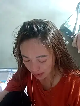 little-effy online show from 16, 4, 2026